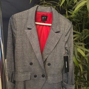 No. 11 Women's Gray Checkered Blazer